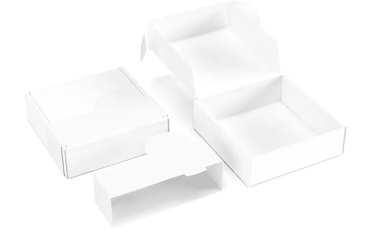 Коробка для подарочного набора Synergetic 170*200*90 мм белая - купить от производителя Calculate